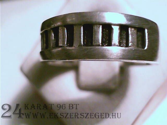 Antikolt-karikagyűrű_1_1462_1138.jpg