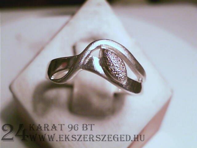 Gyűrű_1_1320_580.jpg