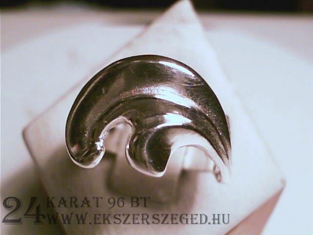 Gyűrű_1_1414_696.jpg