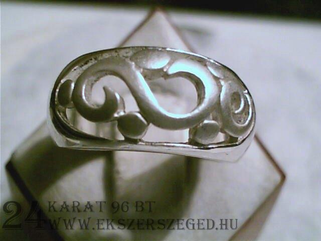 Gyűrű_1_2075_1518.jpg