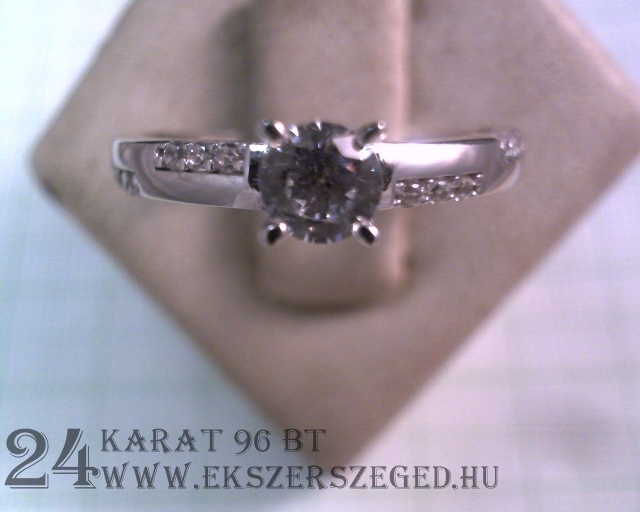 Gyűrű_1_2462_22517.jpg