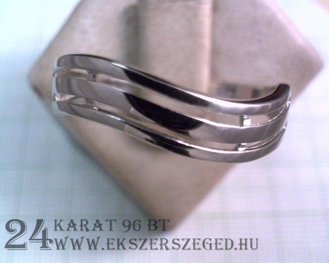 Gyűrű_1_5596_23006.jpg