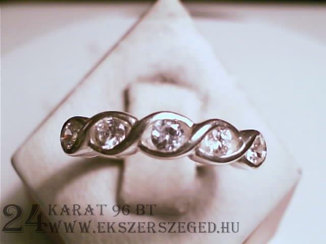 Gyűrű_1_5664_686.jpg