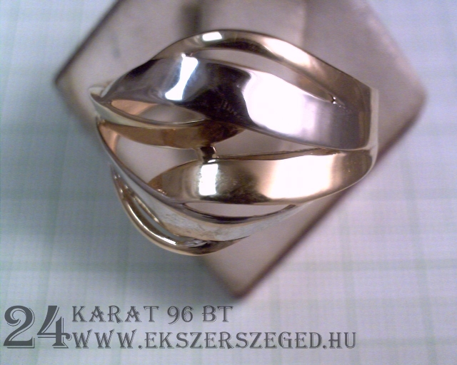 Gyűrű_1_7500_22335.jpg