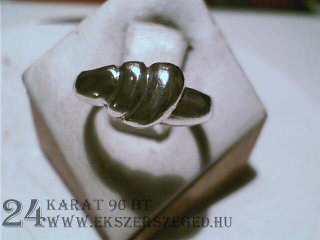 Gyűrű_1_7965_1240.jpg