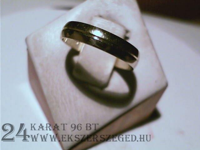 Karikagyűrű_1_1300_3274.jpg