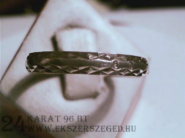 Karikagyűrű_1_1473_874.jpg