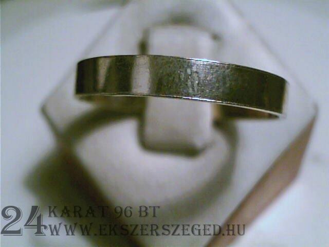 Karikagyűrű_1_2812_451.jpg