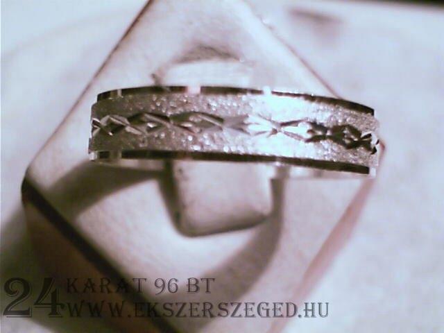 Karikagyűrű_1_2882_1644.jpg