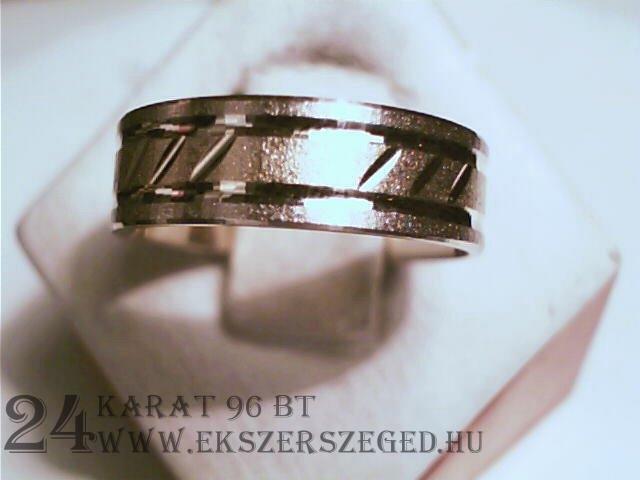 Karikagyűrű_1_2964_3385.jpg