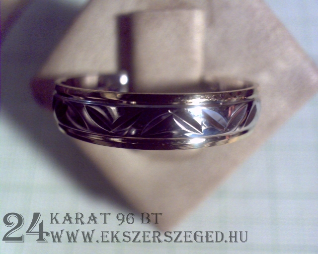 Karikagyűrű_1_3084_22484.jpg