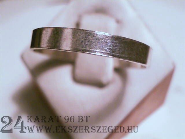 Karikagyűrű_1_3398_449.jpg