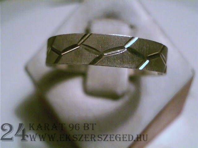 Karikagyűrű_1_3903_440.jpg