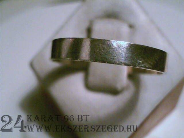 Karikagyűrű_1_533_452.jpg