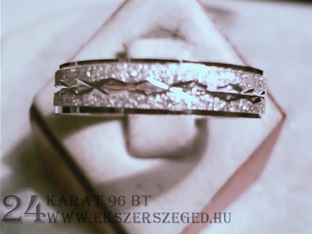 Karikagyűrű_1_5388_1705.jpg