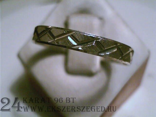 Karikagyűrű_1_5397_434.jpg