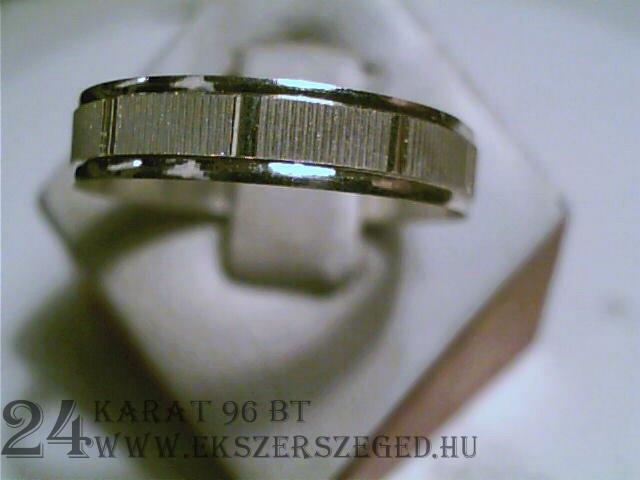 Karikagyűrű_1_7058_461.jpg