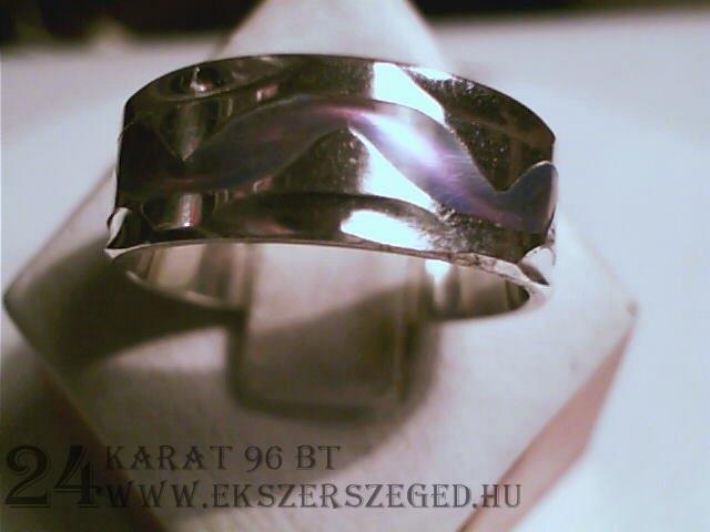 Karikagyűrű_1_8658_920.jpg