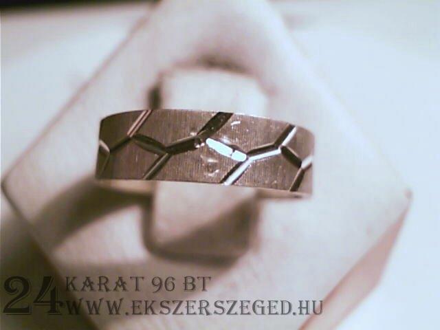 Karikagyűrű_1_9790_974.jpg