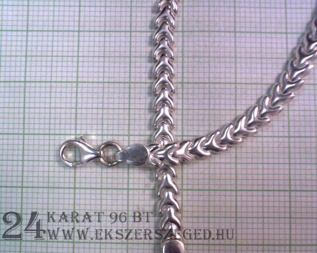 Karlánc_1_3614_15622.jpg