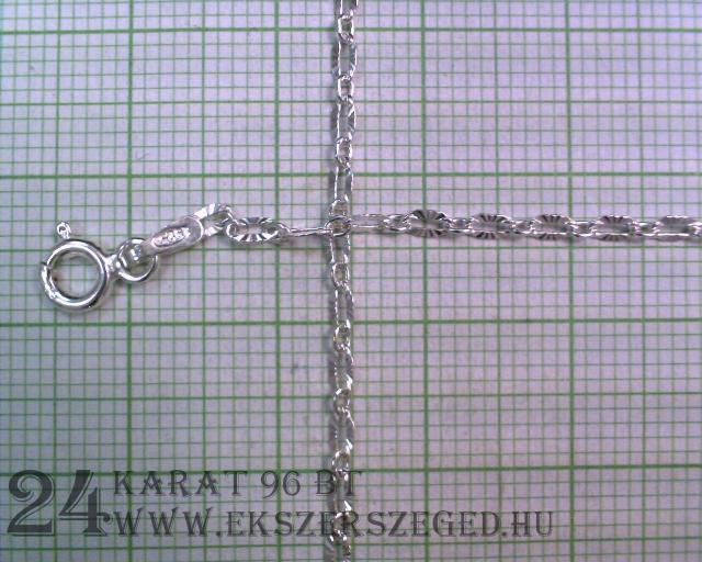 Karlánc_1_5874_17681.jpg
