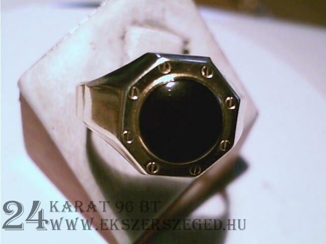 Onix-pecsétgyűrű_1_3714_3252.jpg