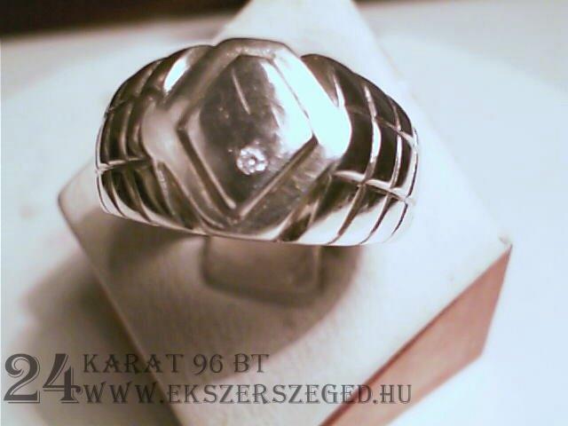 Pecsétgyűrű_1_1079_1100.jpg