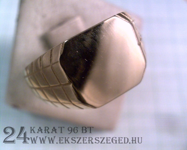 Pecsétgyűrű_1_2164_22811.jpg