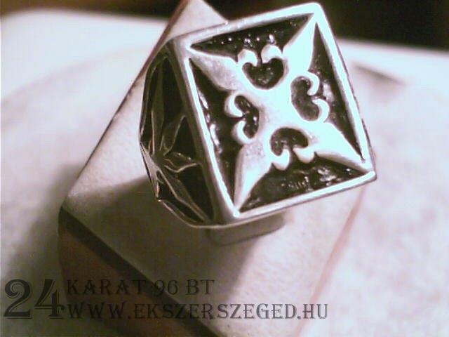 Pecsétgyűrű_1_6721_1951.jpg