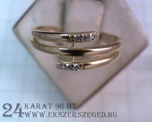 Gyűrű_2_8514_21945.jpg