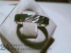 Karikagyűrű_2_3070_1250.jpg