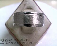Karikagyűrű_2_4408_12367.jpg