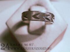 Karikagyűrű_2_5294_946.jpg