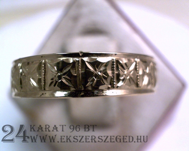 Karikagyűrű_2_5567_21832.jpg