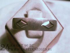 Karikagyűrű_2_8921_1650.jpg