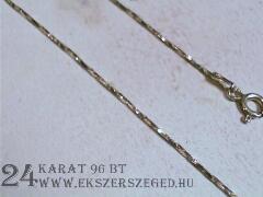 Karlánc_2_3950_10452.jpg