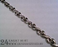 Karlánc_2_8665_11101.jpg