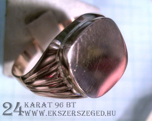 Pecsétgyűrű_2_6247_22798.jpg