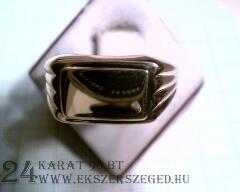 Pecsétgyűrű_2_8736_17003.jpg