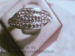 Swarovski-köves-gyűrű_2_1364_2031.jpg